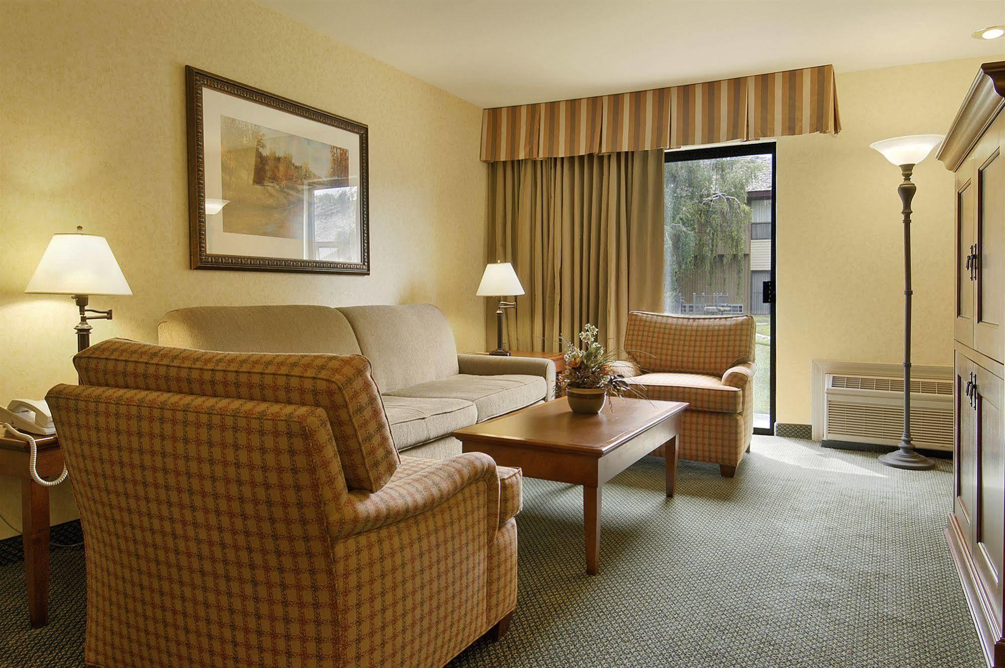 Red Lion Hotel Kennewick Columbia Center Buitenkant foto