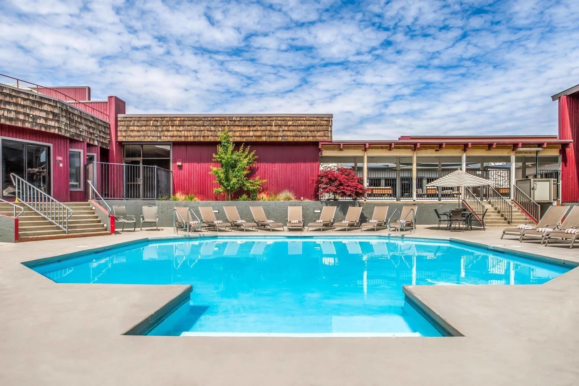 Red Lion Hotel Kennewick Columbia Center Buitenkant foto